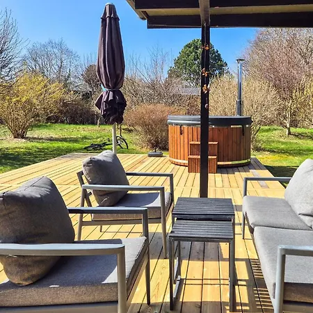 2 Bedroom Gorgeous In * Højby