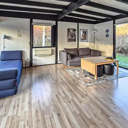 2 Bedroom Gorgeous In Højby